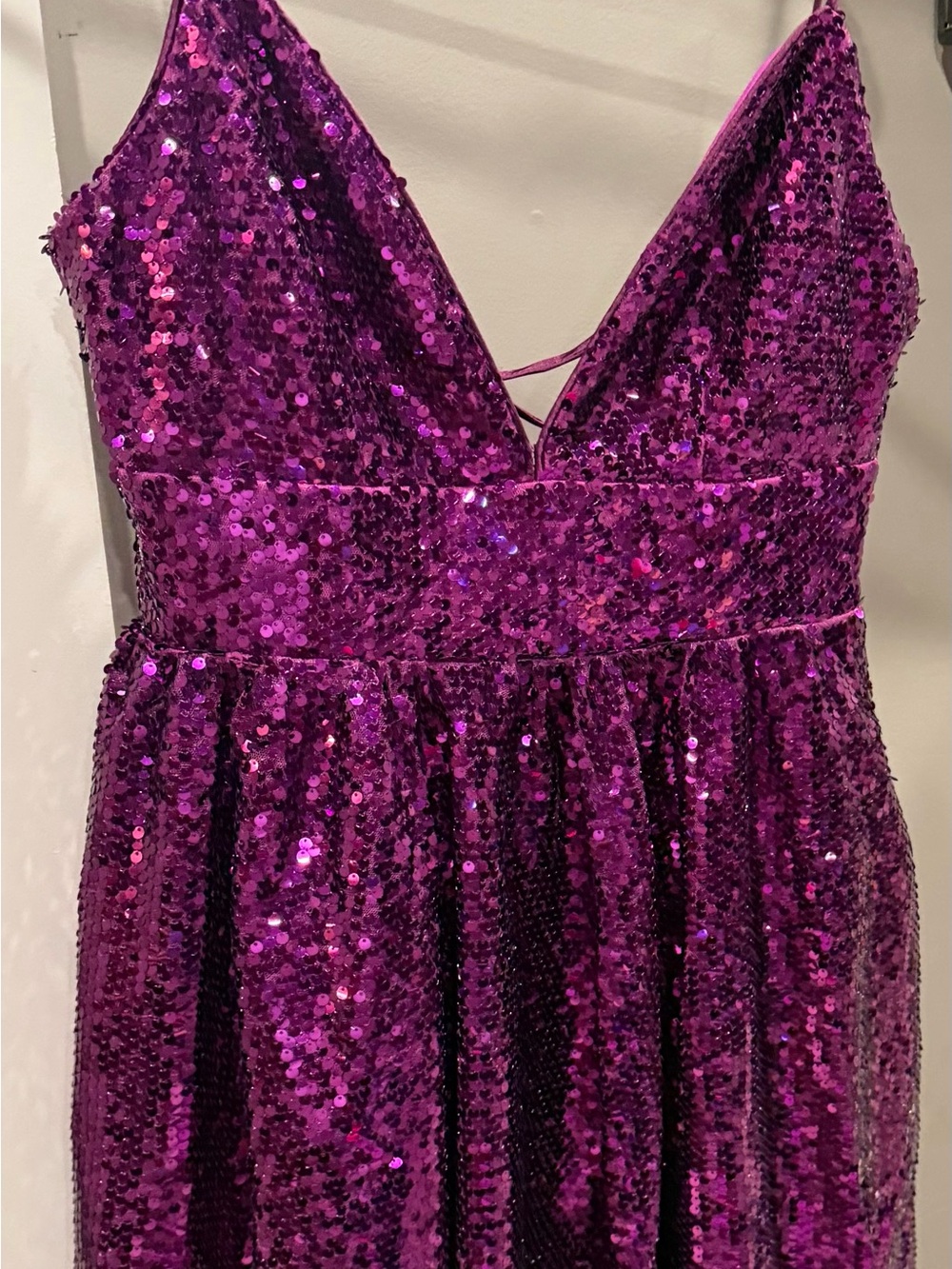 Sparkling Purple Sequin Mini Dress with V-Neck